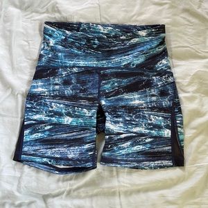 Lululemon train times short 6” Aqua